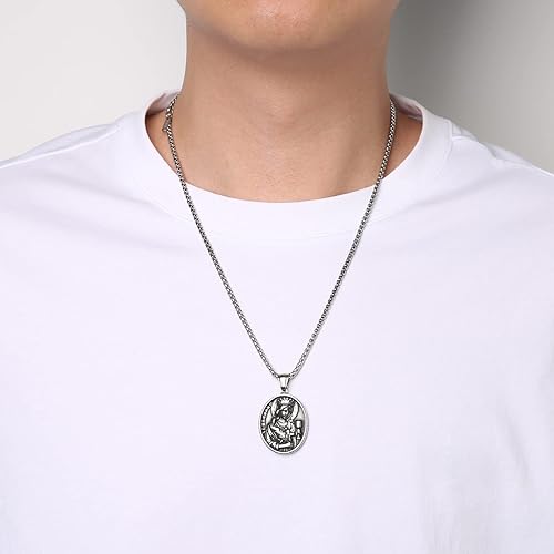 Necklace & Medal of Barbara